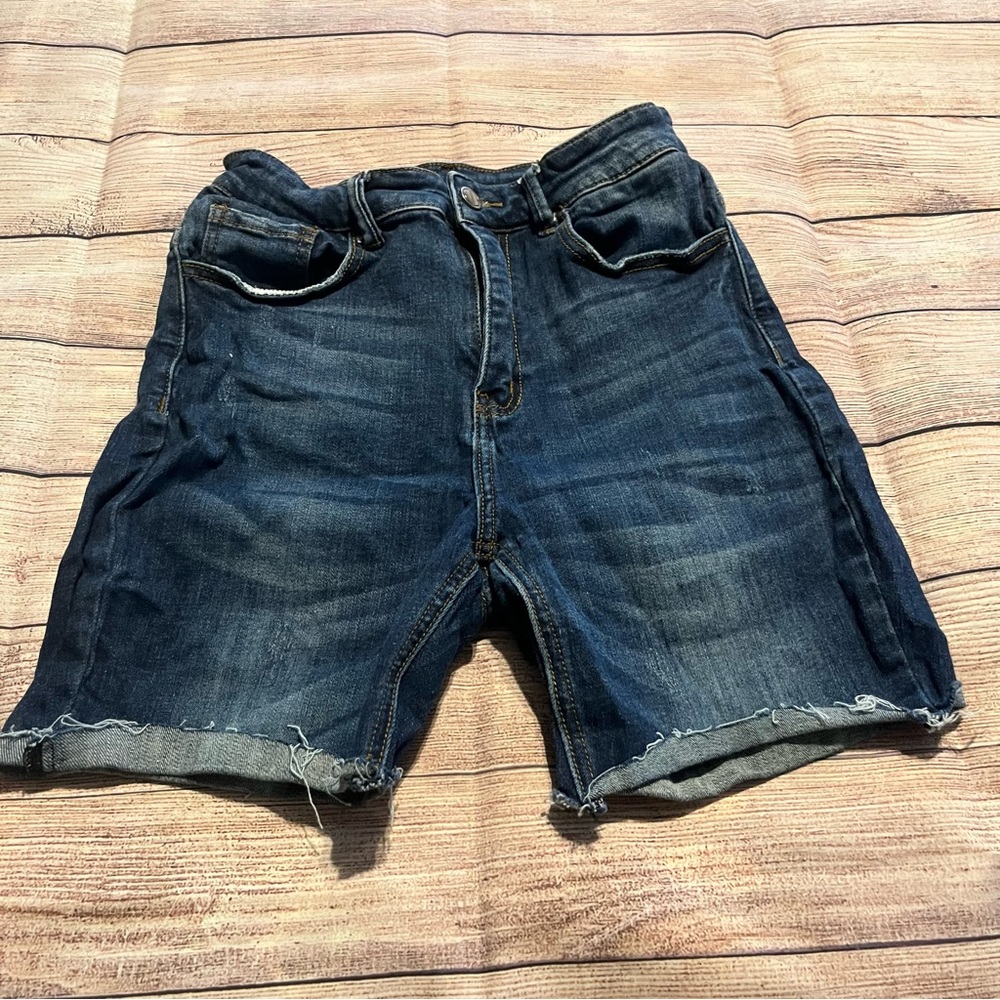 Blue Jean Mid Thigh Cuffed Shorts, Size 7